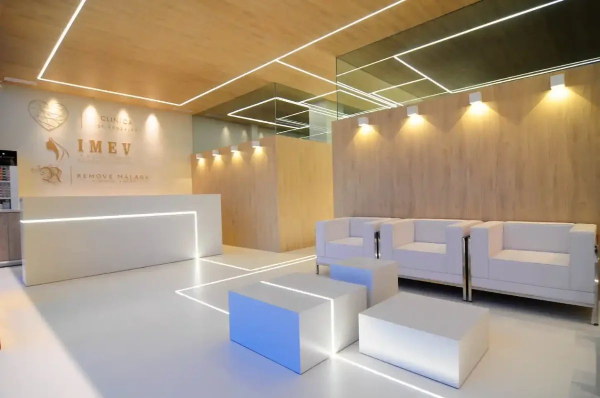 نورپردازی نوین در دیزاین مطب زیبایی