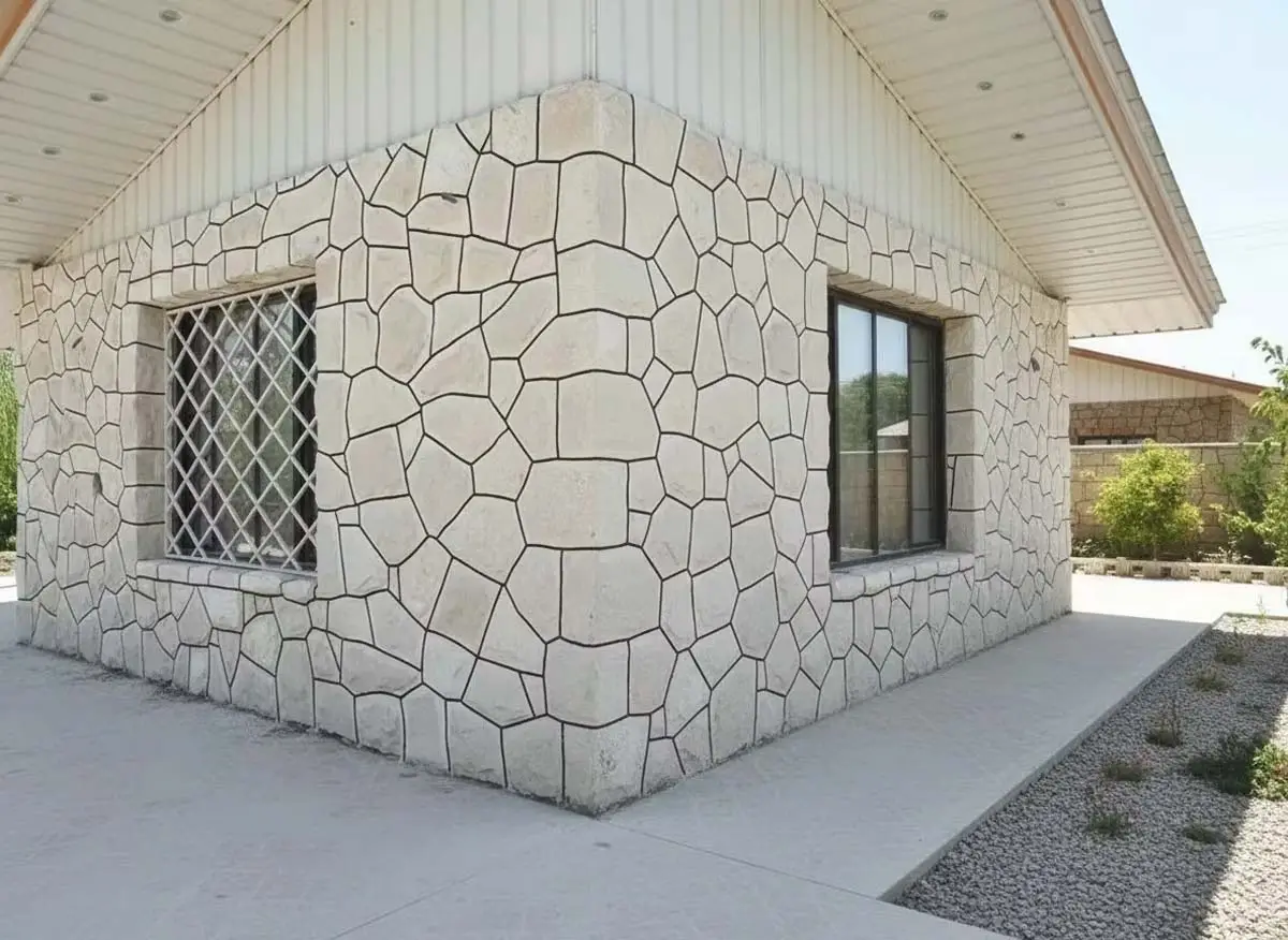 سنگ مالون کرم رنگ به کار رفته در نمای خانهای