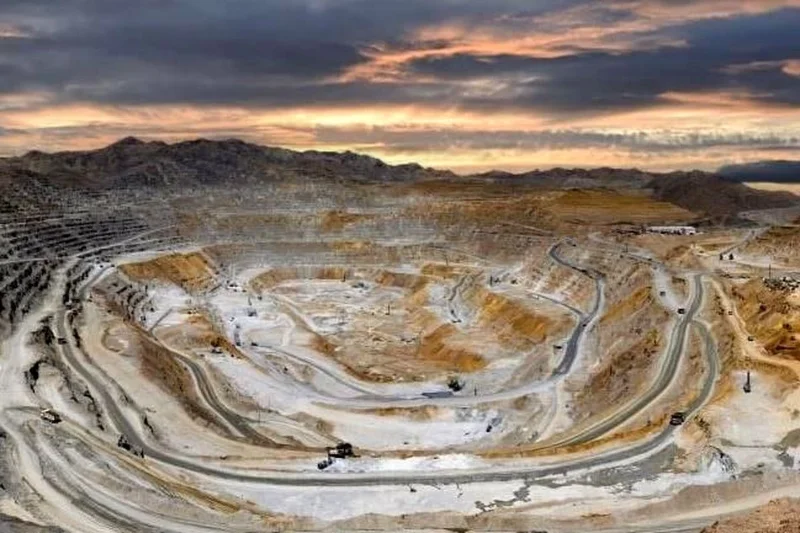 سنگ مالون از معدن