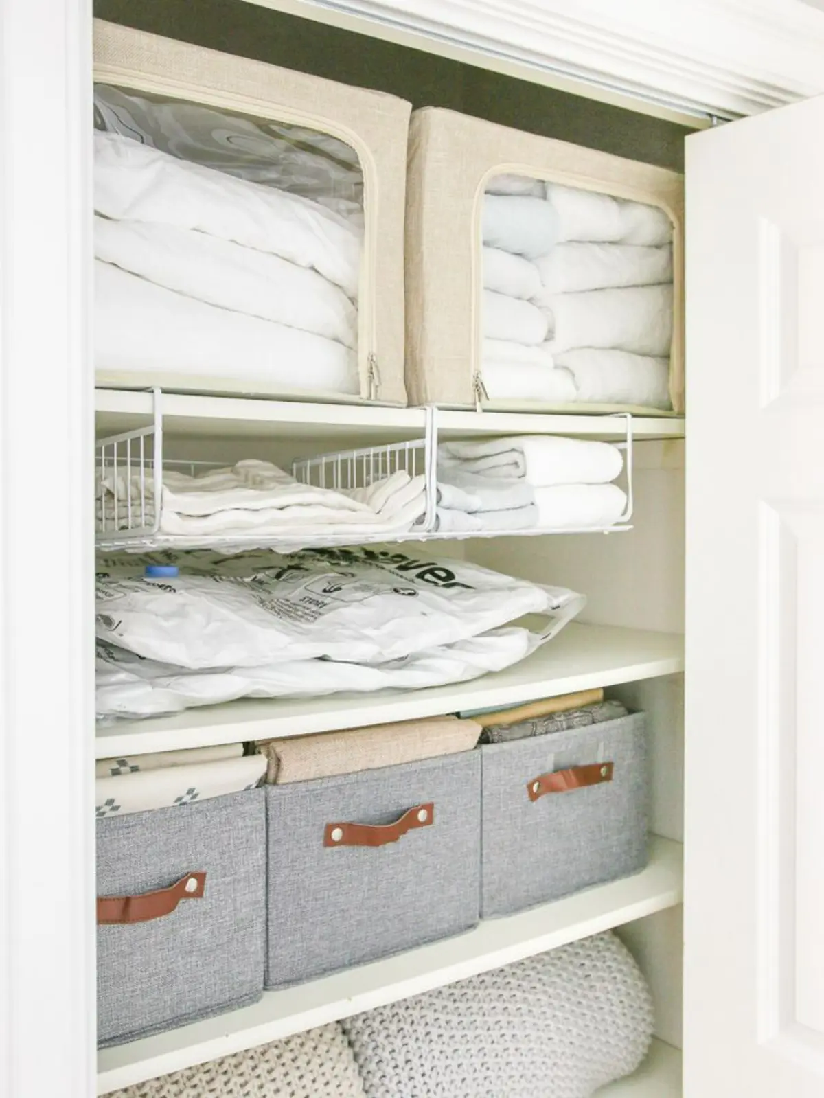 کمد دیواری رختخواب با باکس و نظم دهنده طبقات