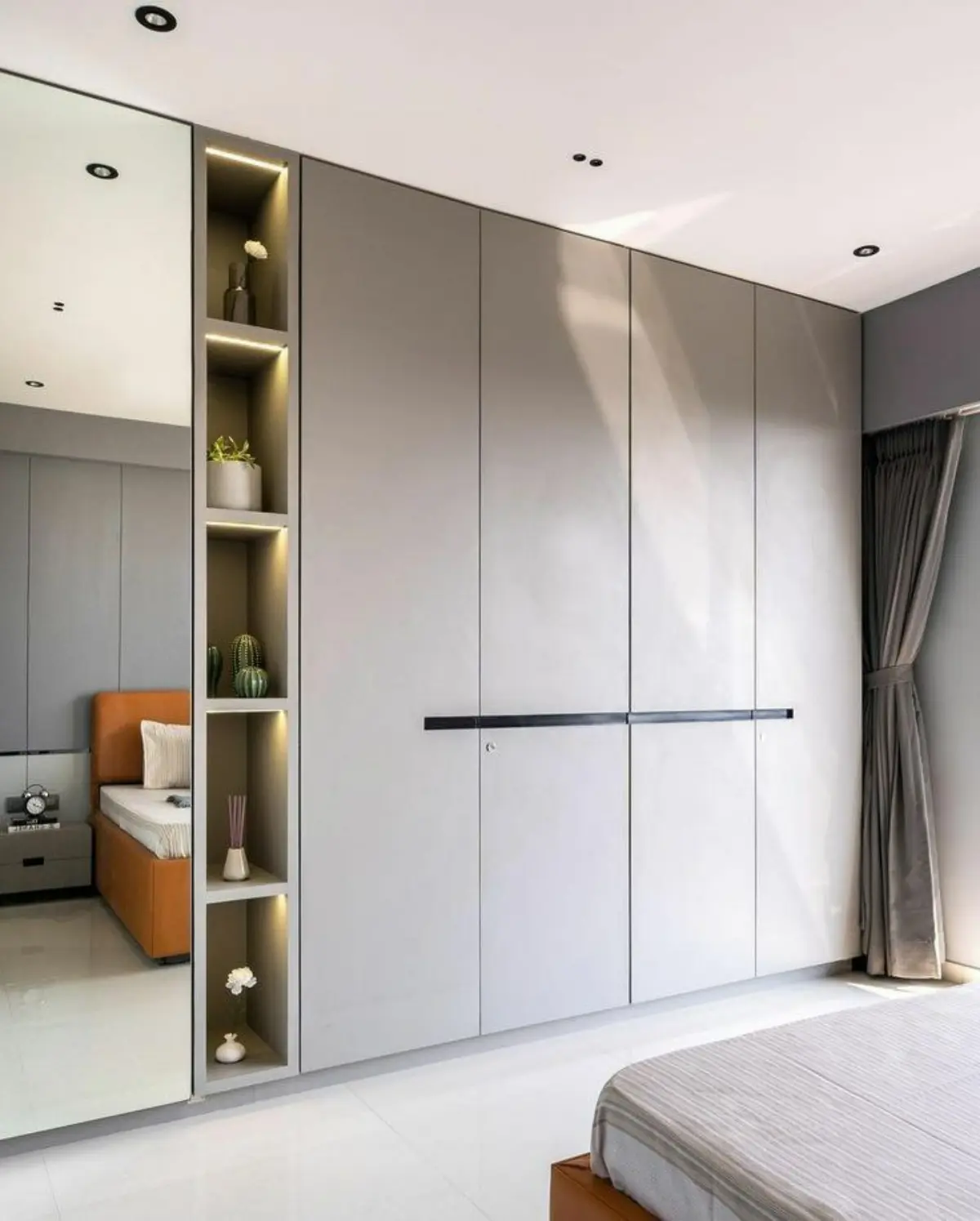 کمد دیواری مدرن طوسی با کتابخانه و آینه